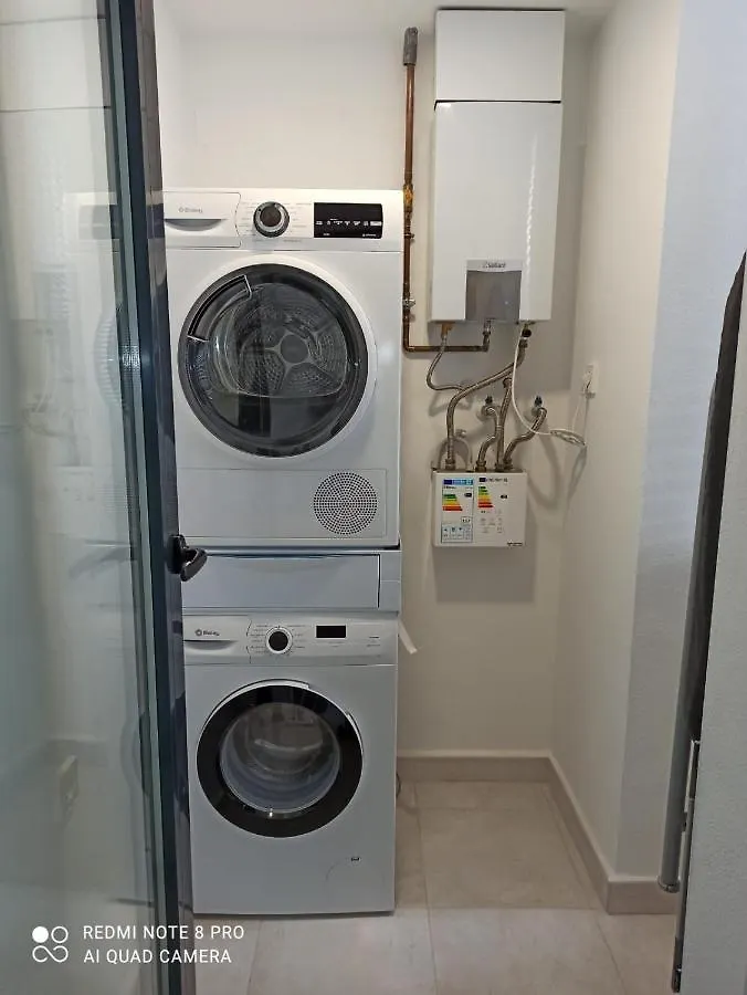 Teatinos Suite Malaga Apartment