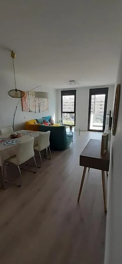 Teatinos Suite Malaga 0*,
