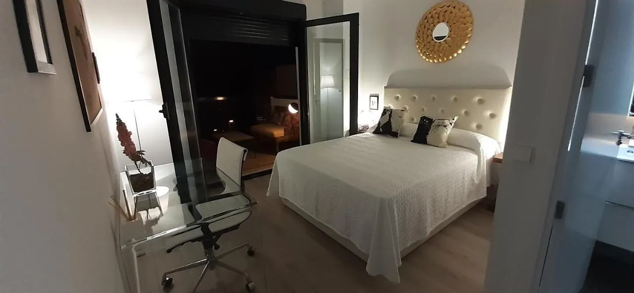 Teatinos Suite Malaga